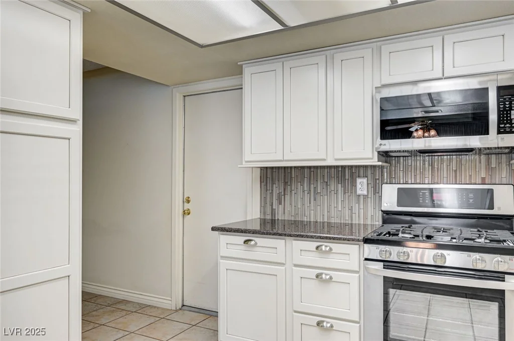 3063 Chapala, Las Vegas, NV 89120
