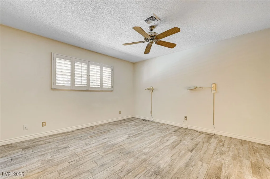 3063 Chapala, Las Vegas, NV 89120