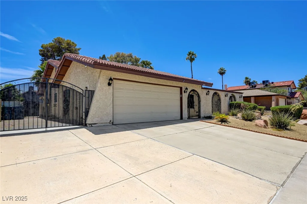 3063 Chapala, Las Vegas, NV 89120
