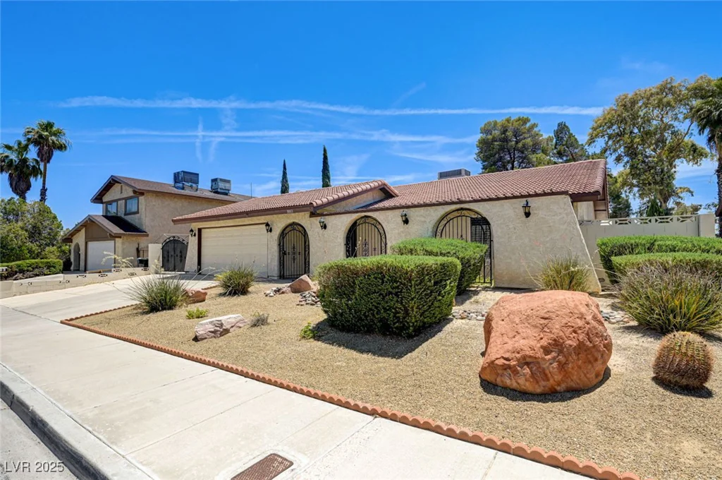 3063 Chapala, Las Vegas, NV 89120