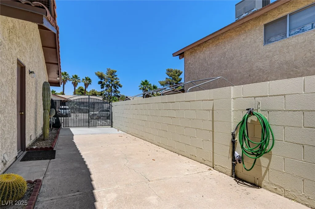 3063 Chapala, Las Vegas, NV 89120