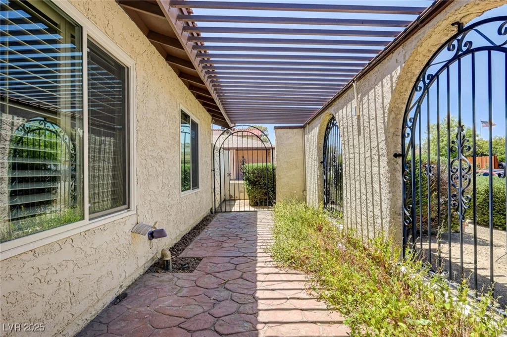 3063 Chapala, Las Vegas, NV 89120