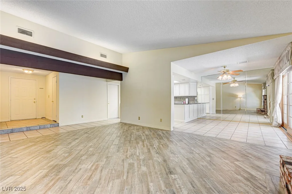 3063 Chapala, Las Vegas, NV 89120