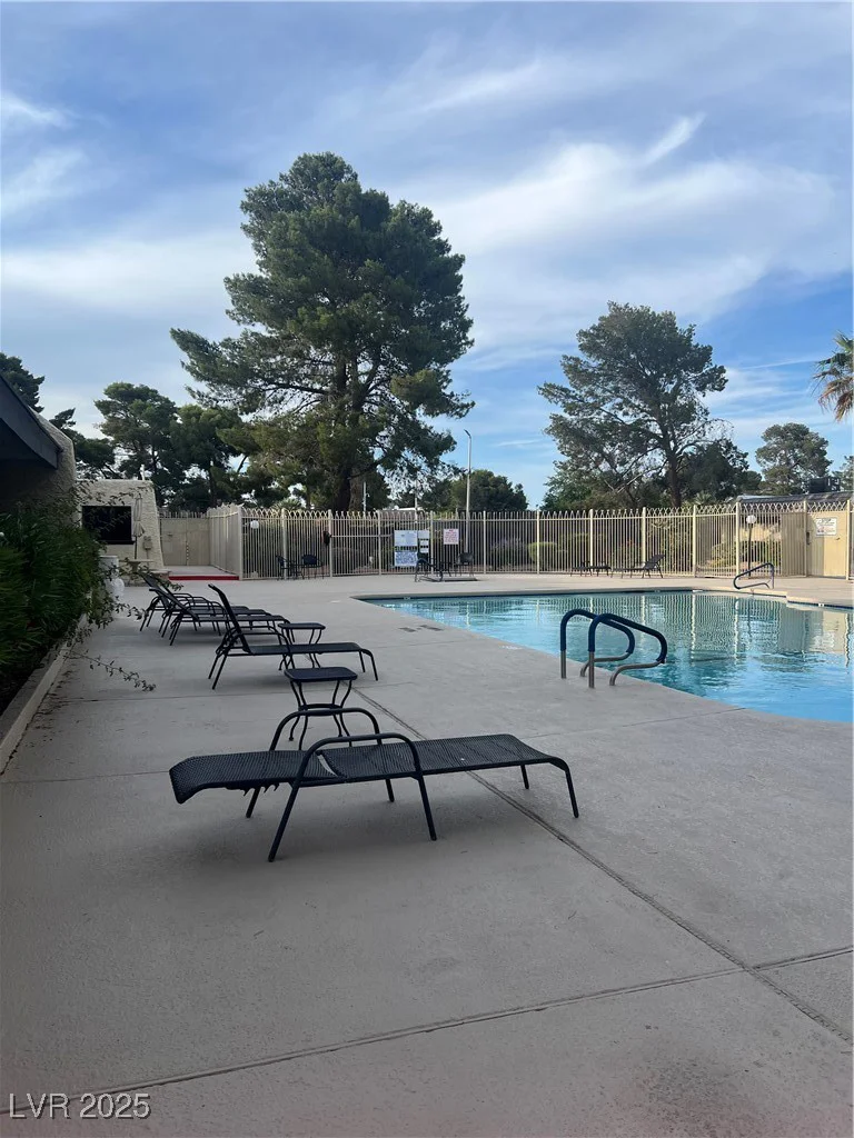 3226 Weber, Las Vegas, NV 89121