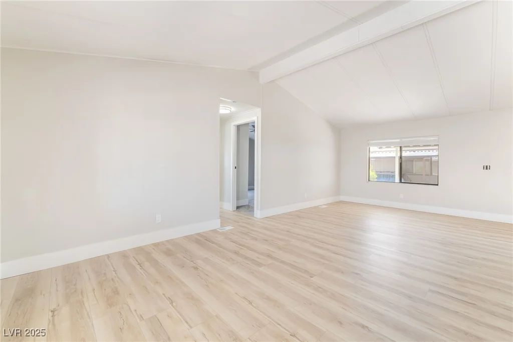 5552 Aldama, Las Vegas, NV 89122
