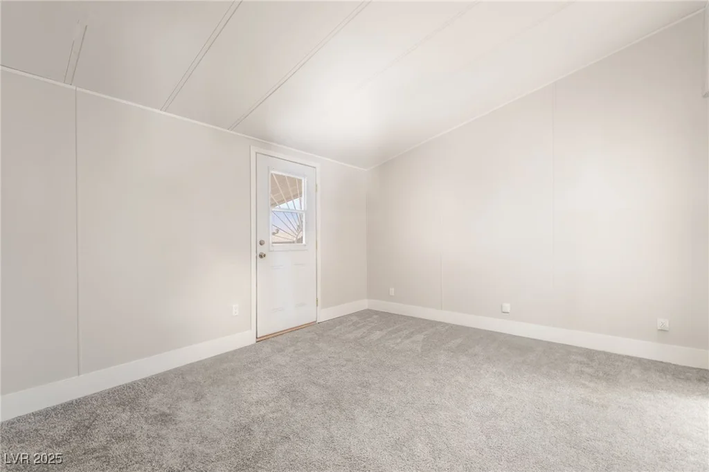 5552 Aldama, Las Vegas, NV 89122