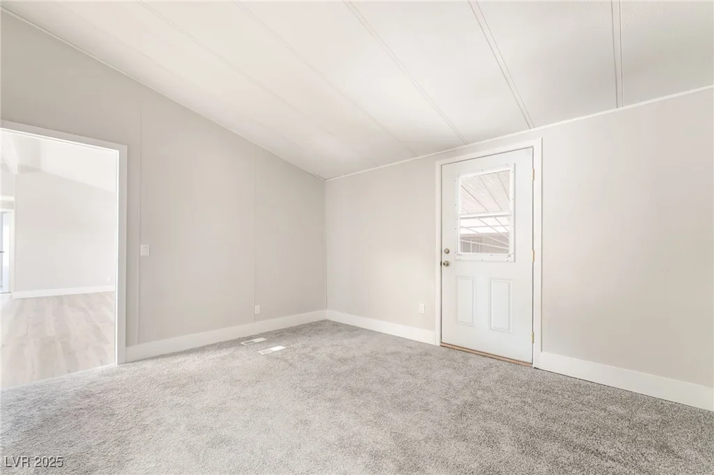 5552 Aldama, Las Vegas, NV 89122