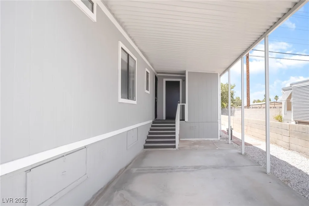 5552 Aldama, Las Vegas, NV 89122