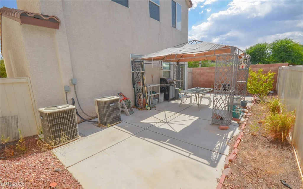 6098 Darkfeather, Las Vegas, NV 89139