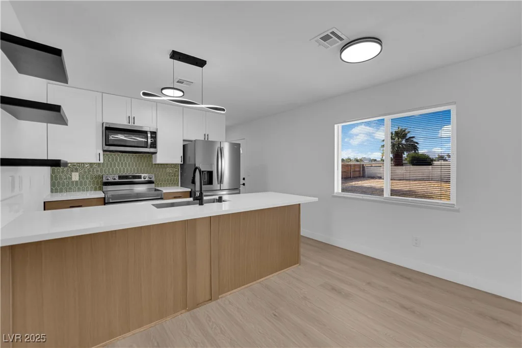 1108 Putnam, North Las Vegas, NV 89030