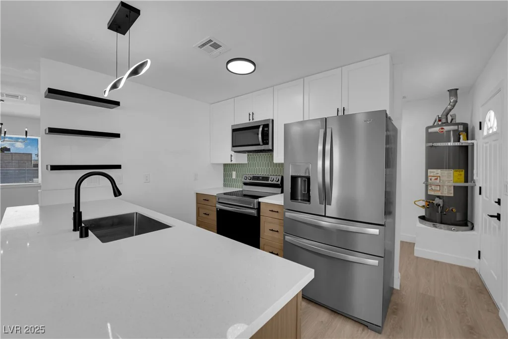 1108 Putnam, North Las Vegas, NV 89030