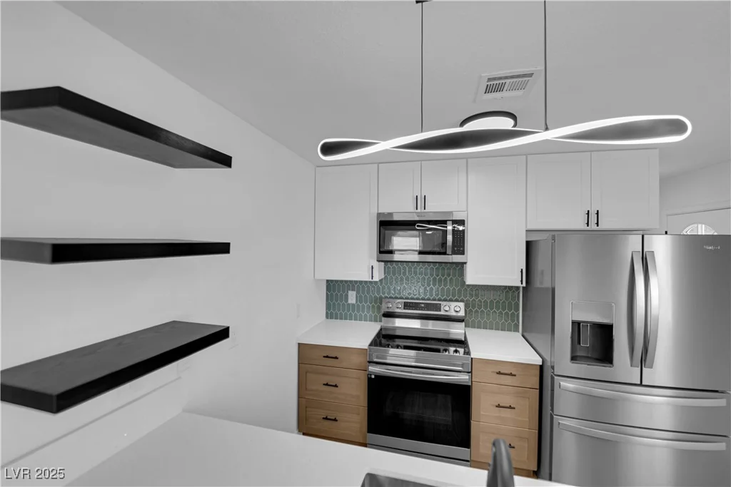 1108 Putnam, North Las Vegas, NV 89030