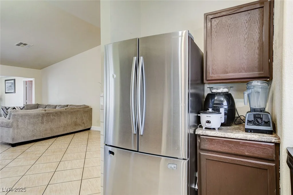 2402 Saguaro Point, Las Vegas, NV 89115