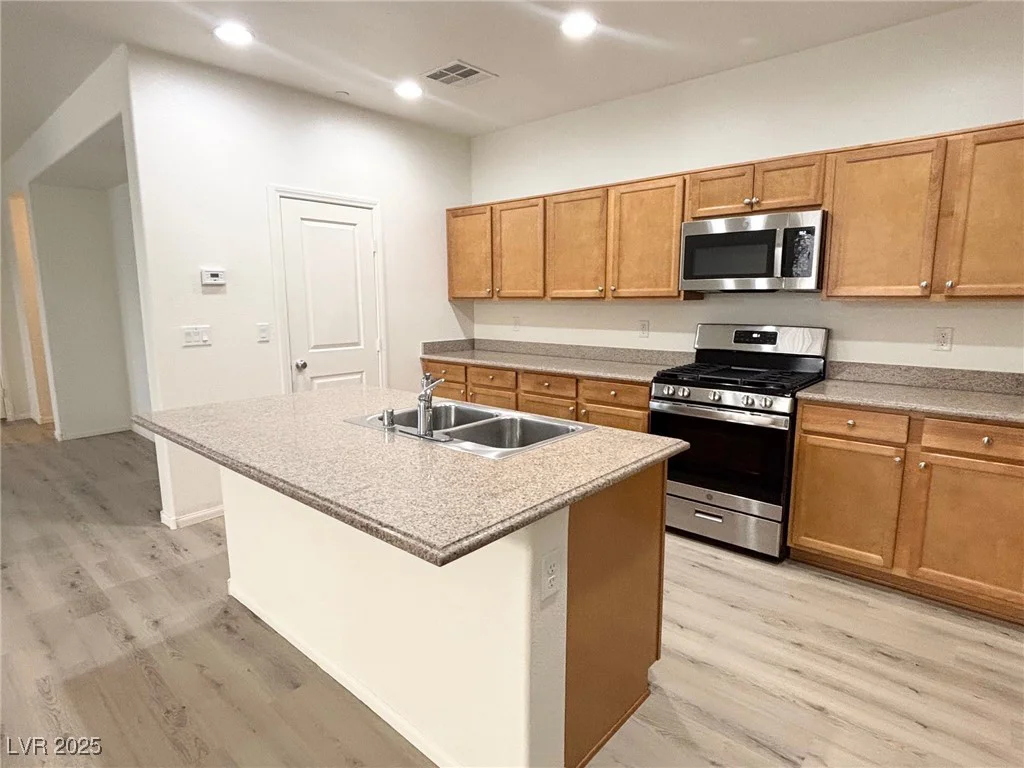 3165 Beltrada, Henderson, NV 89044