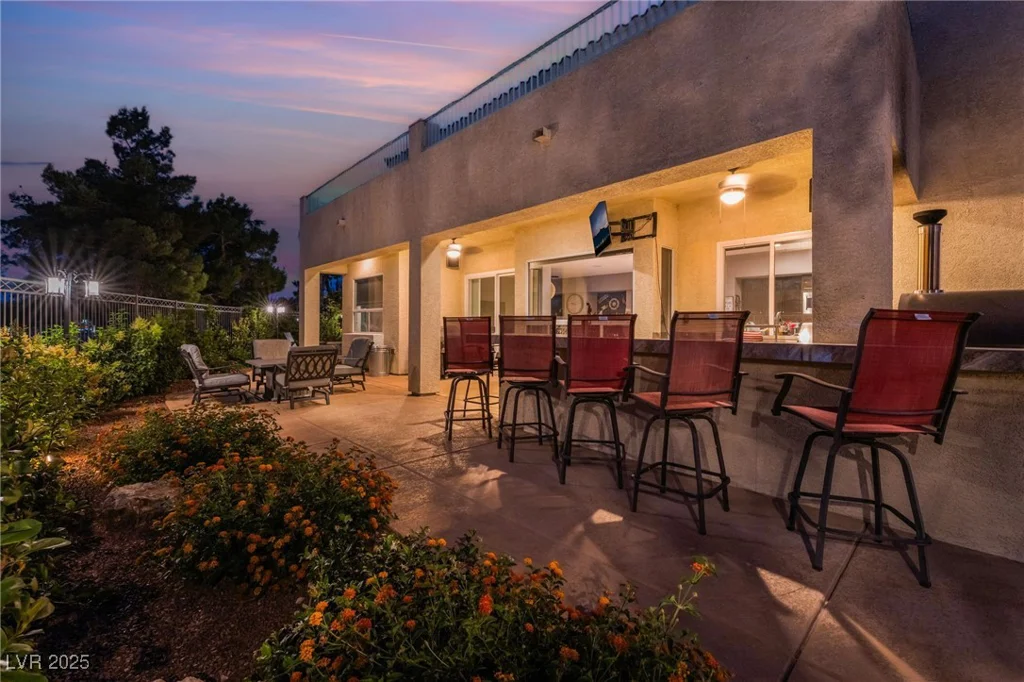 352 Angels Trace, Las Vegas, NV 89148