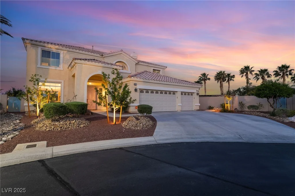352 Angels Trace, Las Vegas, NV 89148