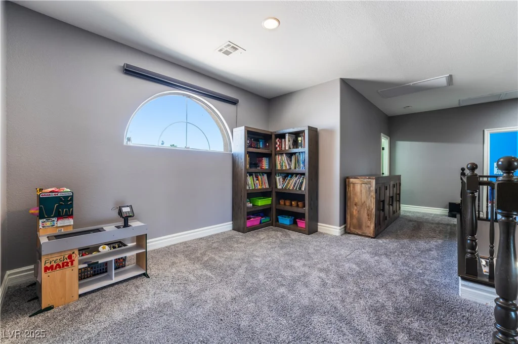 352 Angels Trace, Las Vegas, NV 89148