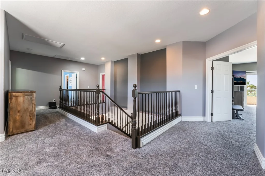 352 Angels Trace, Las Vegas, NV 89148