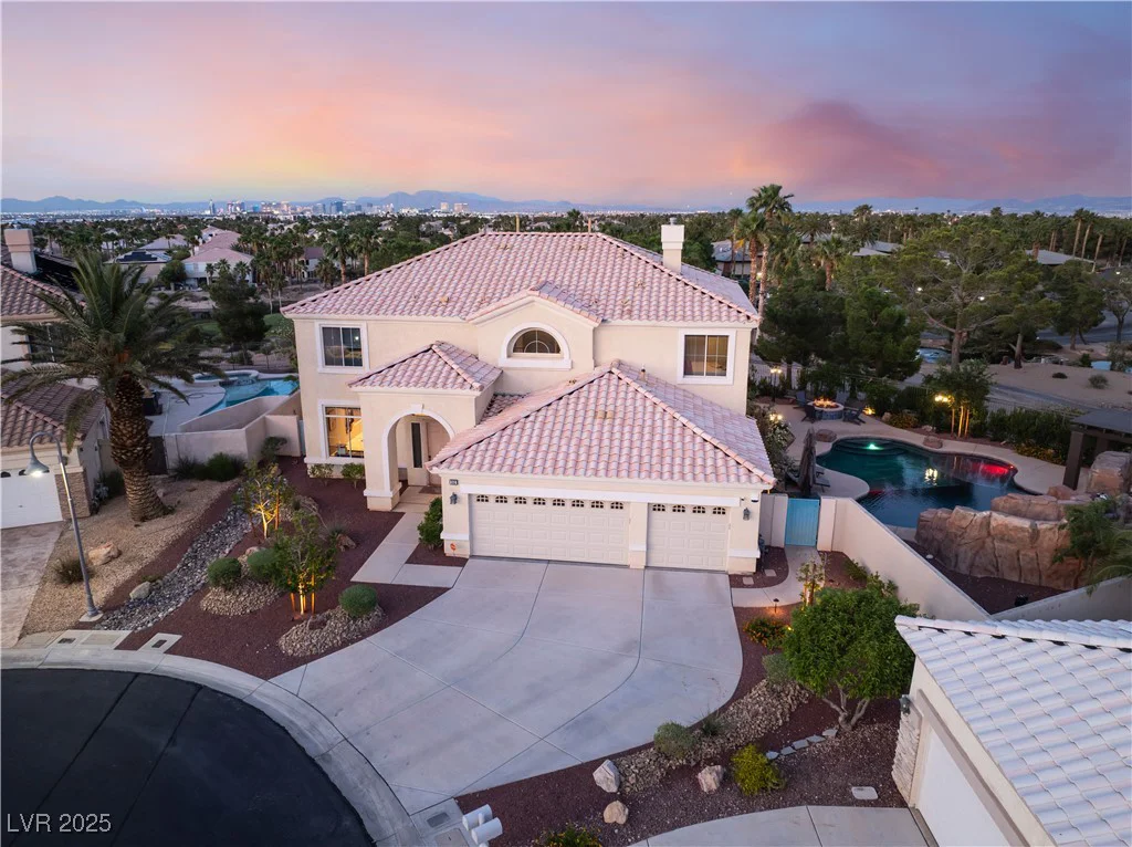 352 Angels Trace, Las Vegas, NV 89148