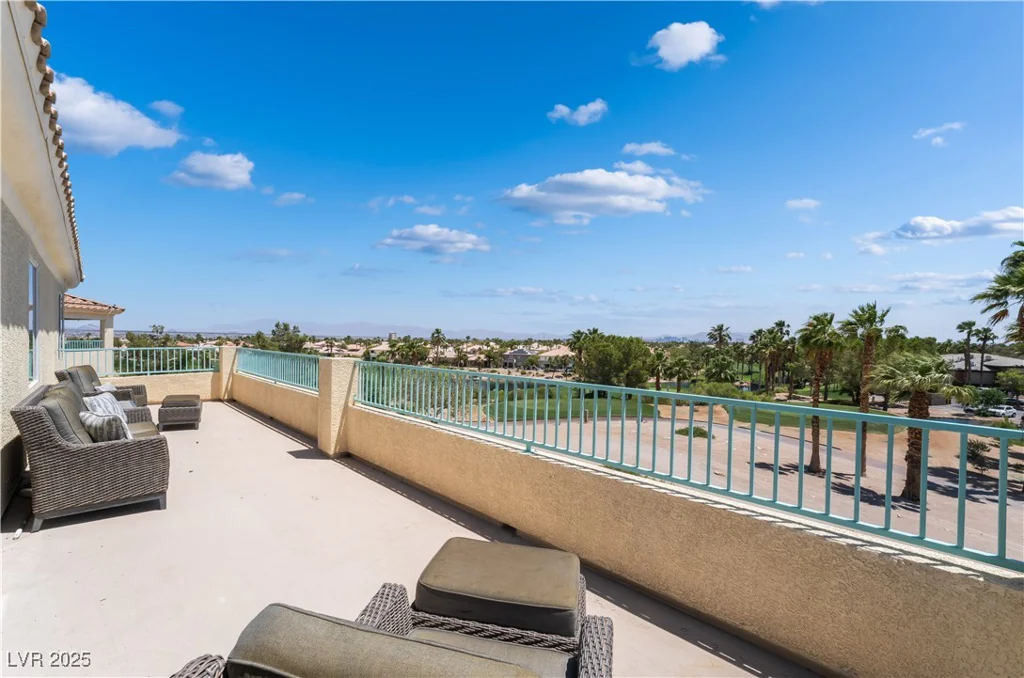 352 Angels Trace, Las Vegas, NV 89148