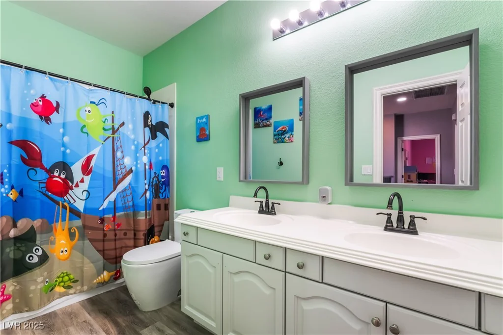 352 Angels Trace, Las Vegas, NV 89148