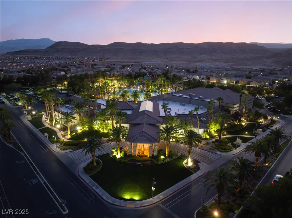 352 Angels Trace, Las Vegas, NV 89148