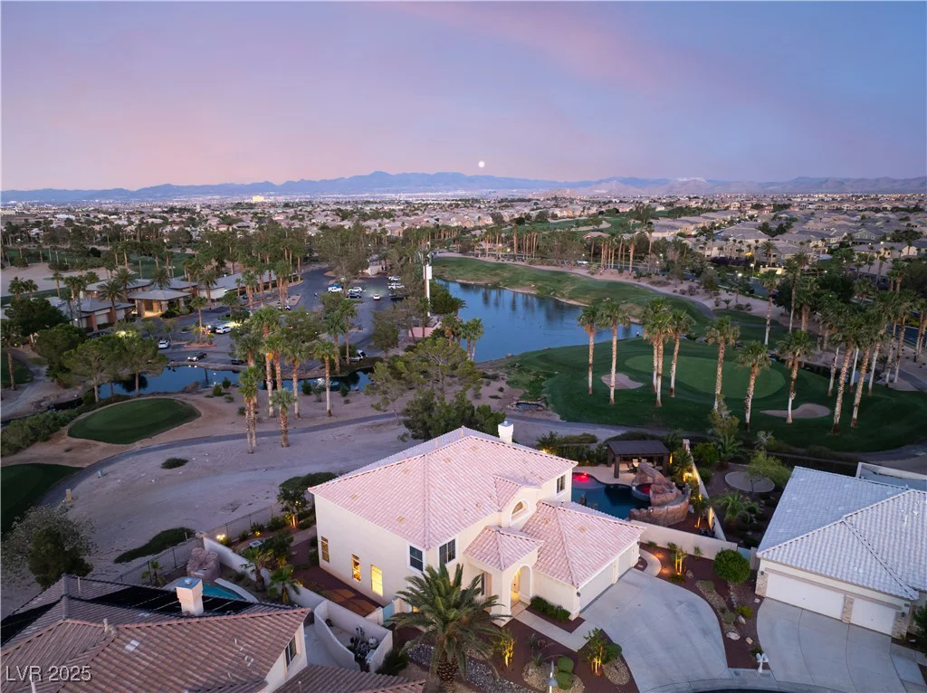 352 Angels Trace, Las Vegas, NV 89148