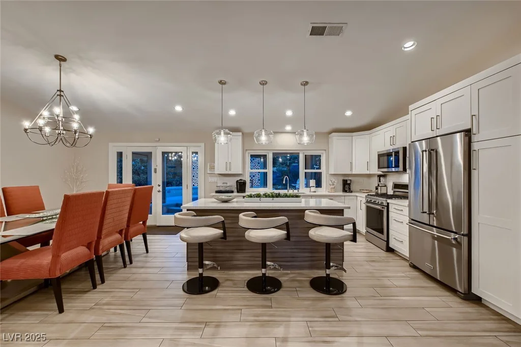 6316 Bluejay, Las Vegas, NV 89146