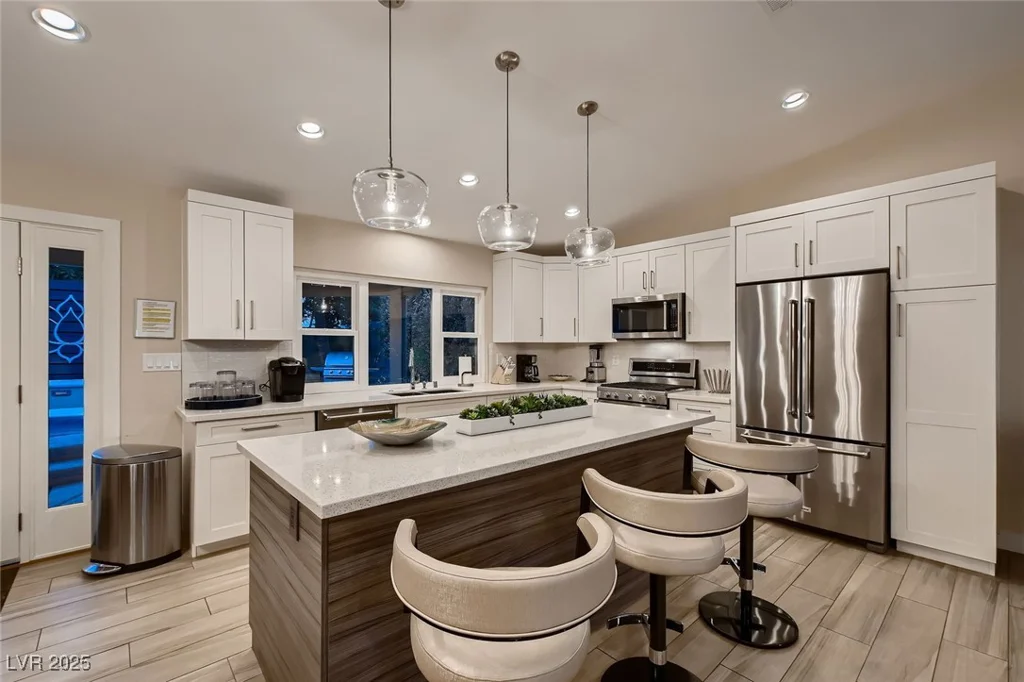 6316 Bluejay, Las Vegas, NV 89146