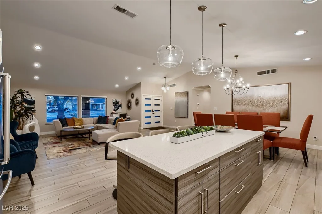 6316 Bluejay, Las Vegas, NV 89146