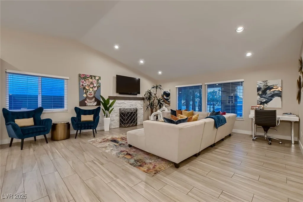 6316 Bluejay, Las Vegas, NV 89146