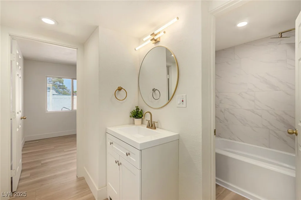 3748 Silent Hill, Las Vegas, NV 89147
