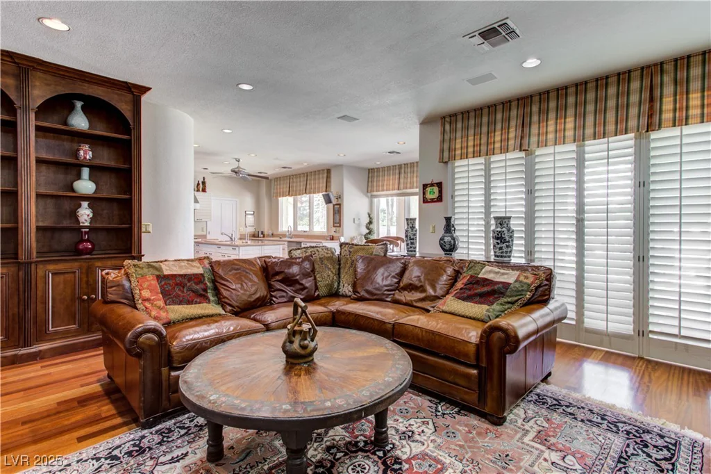 7889 Rancho Mirage, Las Vegas, NV 89113