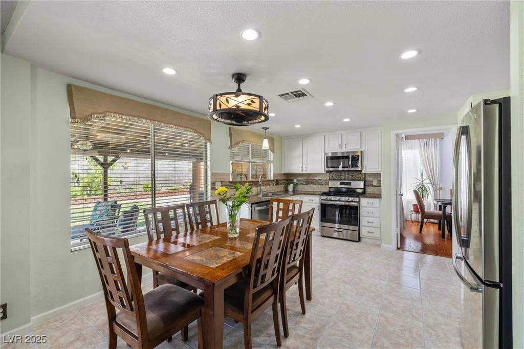 6746 Shelter, Las Vegas, NV 89103