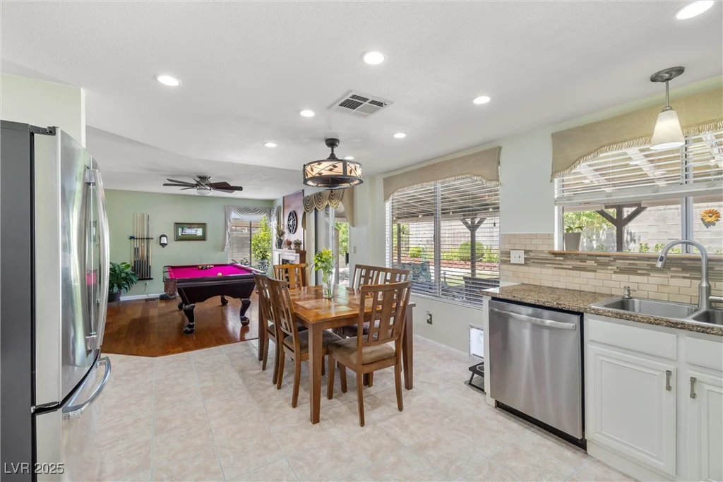 6746 Shelter, Las Vegas, NV 89103