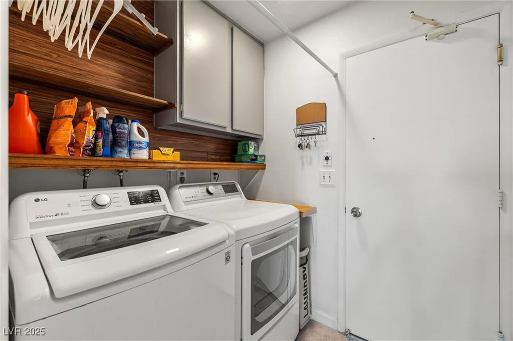 6746 Shelter, Las Vegas, NV 89103