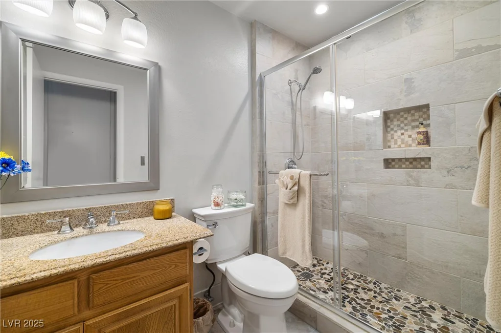 6746 Shelter, Las Vegas, NV 89103