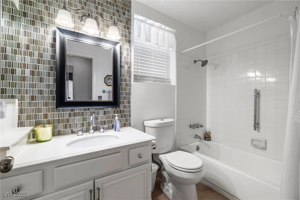 6746 Shelter, Las Vegas, NV 89103