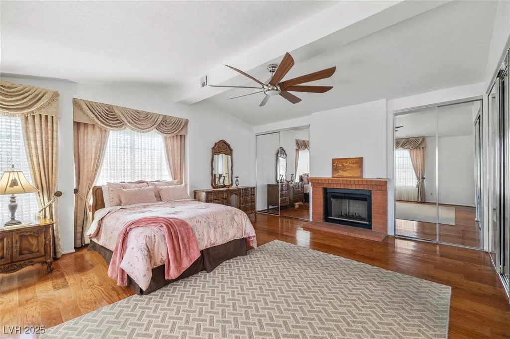 6746 Shelter, Las Vegas, NV 89103