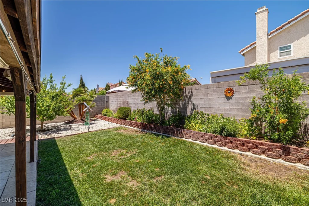 6746 Shelter, Las Vegas, NV 89103