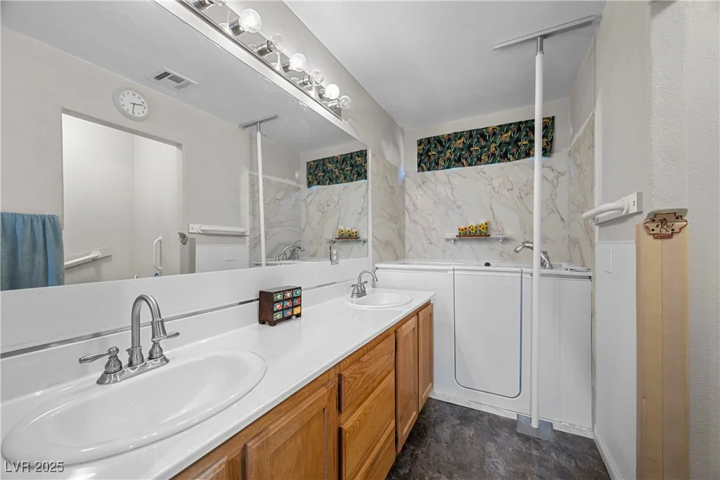 5117 Axbridge, North Las Vegas, NV 89031