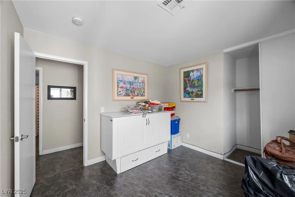 5117 Axbridge, North Las Vegas, NV 89031
