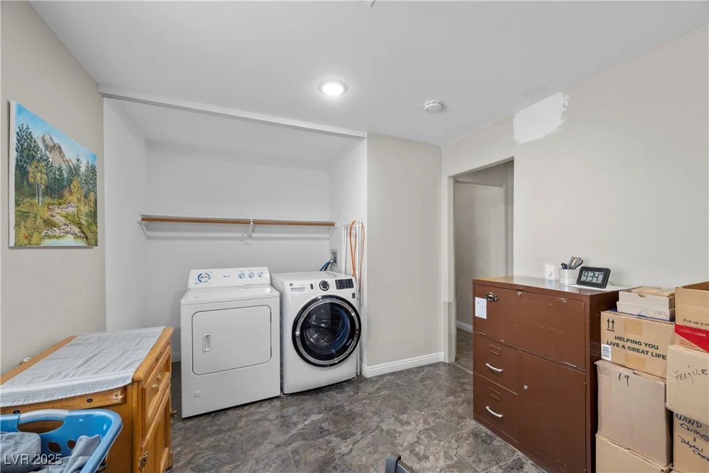 5117 Axbridge, North Las Vegas, NV 89031
