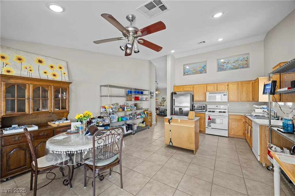 5117 Axbridge, North Las Vegas, NV 89031