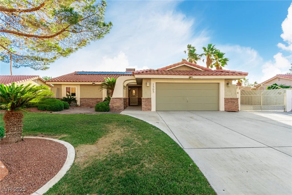 1393 Calmview, Las Vegas, NV 89110