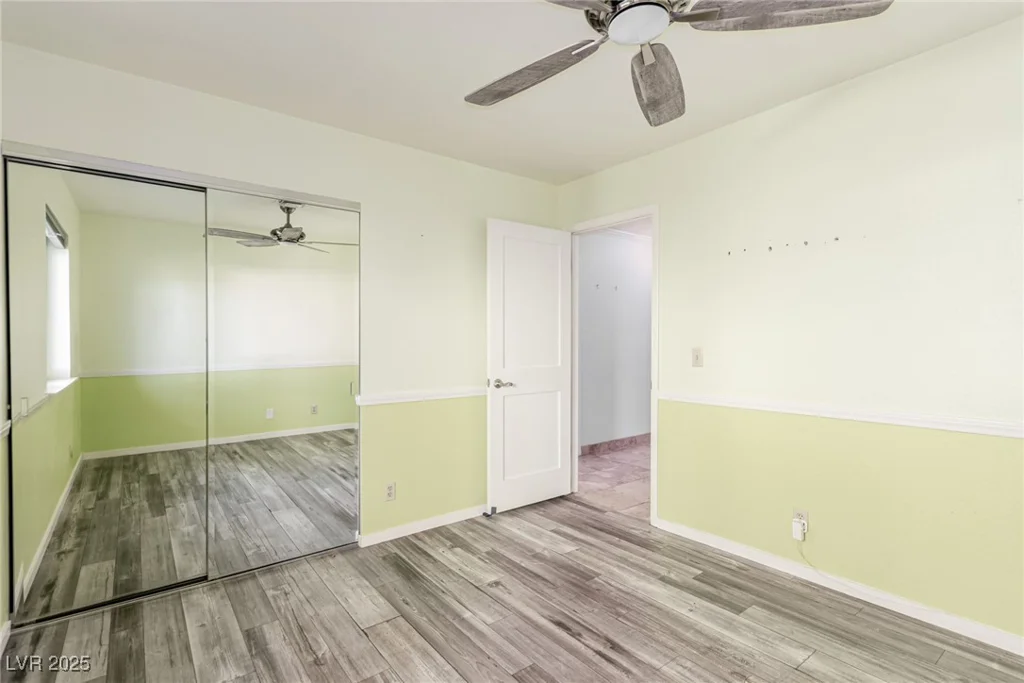 1393 Calmview, Las Vegas, NV 89110