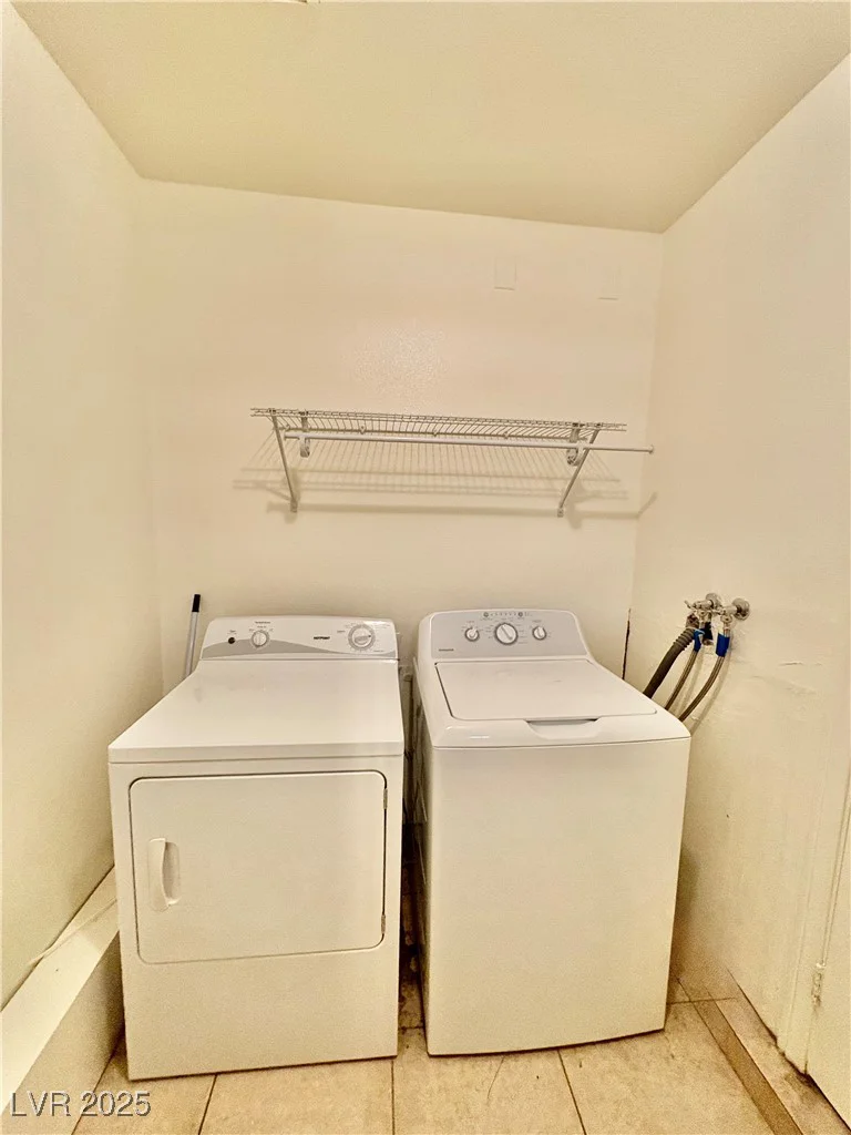 409 Antelope, Las Vegas, NV 89145