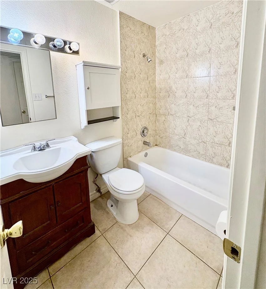 409 Antelope, Las Vegas, NV 89145