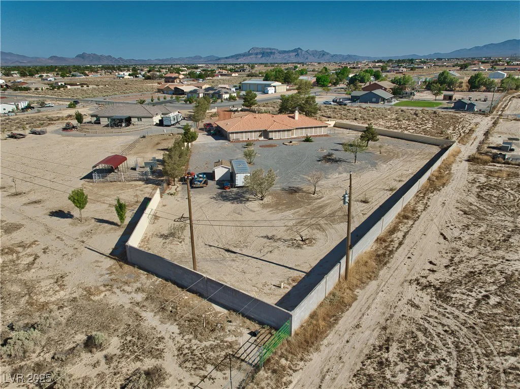 3251 Parkridge, Pahrump, NV 89048