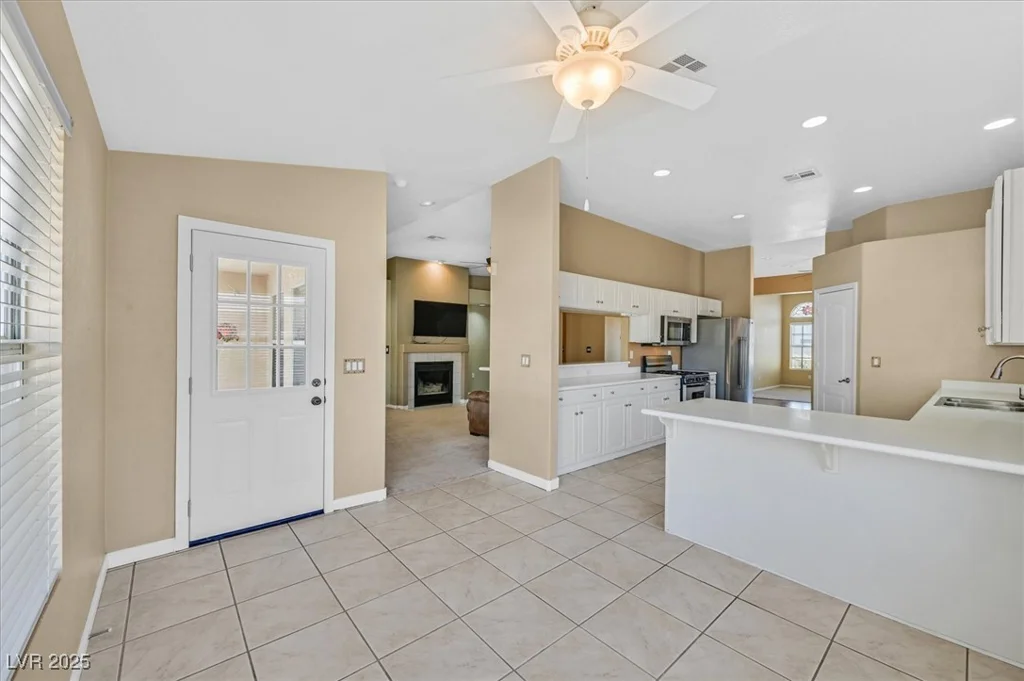 6920 Haven Hollow, Las Vegas, NV 89130